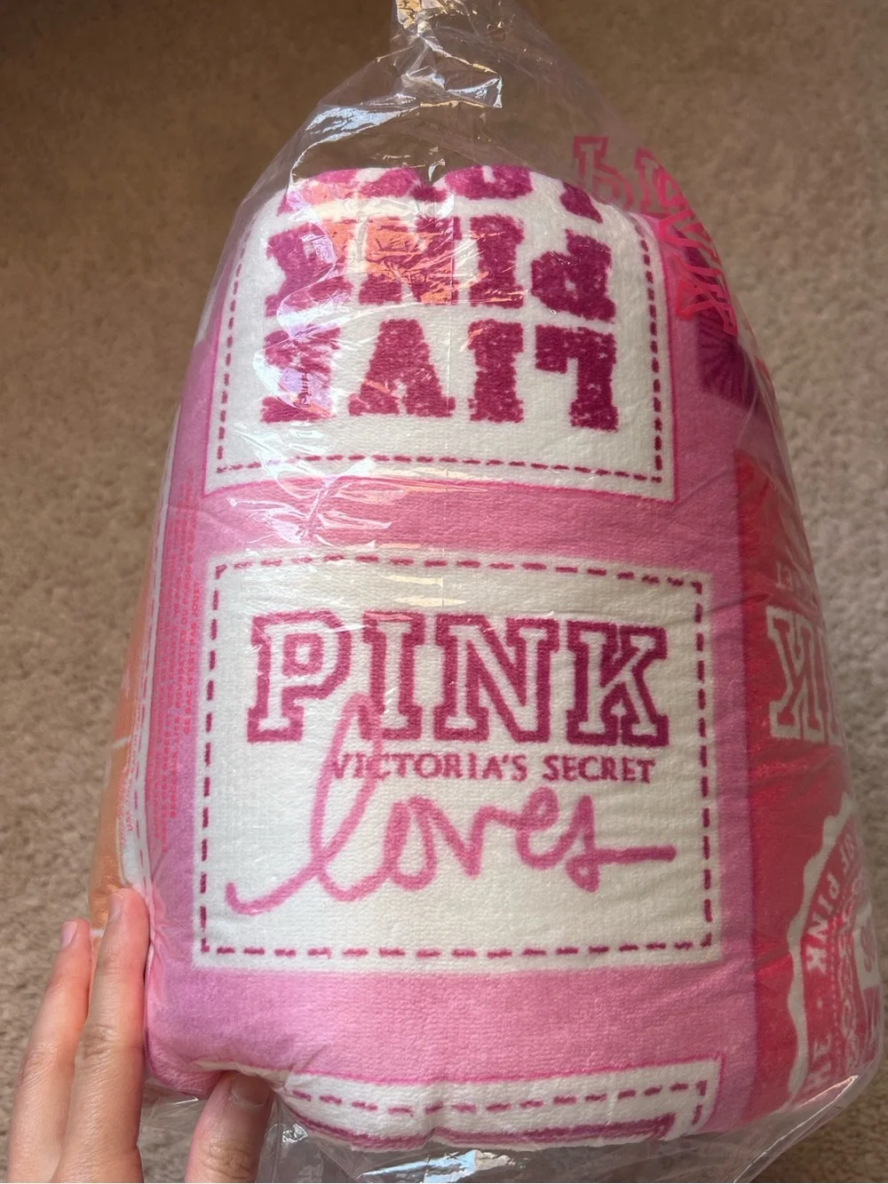 Victoria’s Secret PINK Friday Cozy Plush Blanket &Mystery Mini Dog Set OS Y2K